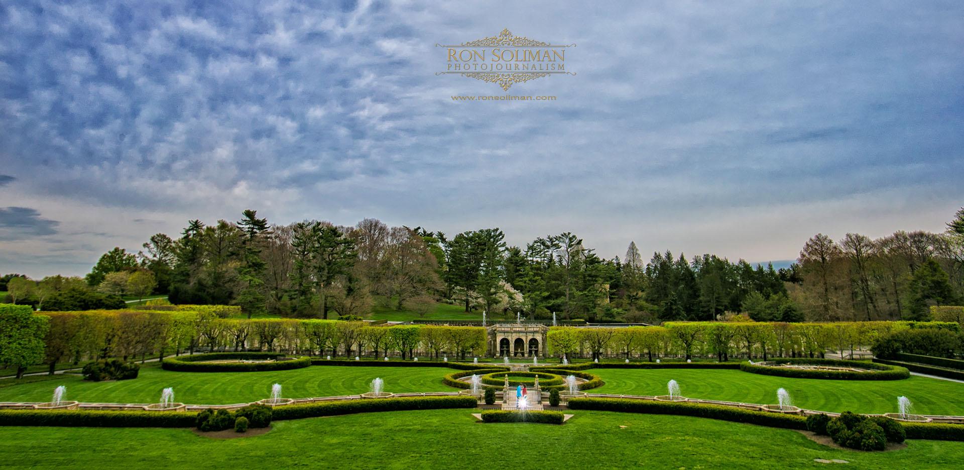 LONGWOOD GARDENS ENGAGEMENT photos