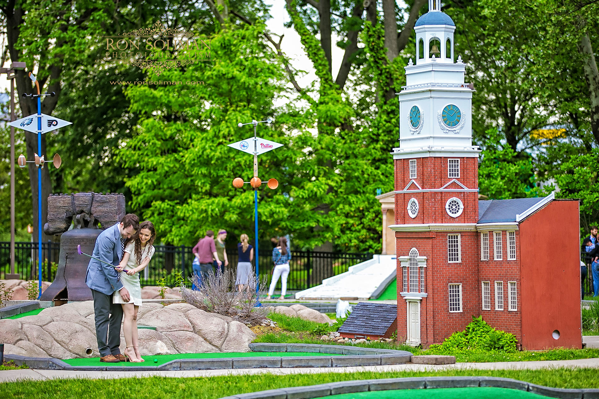 Franklin Square engagement photos