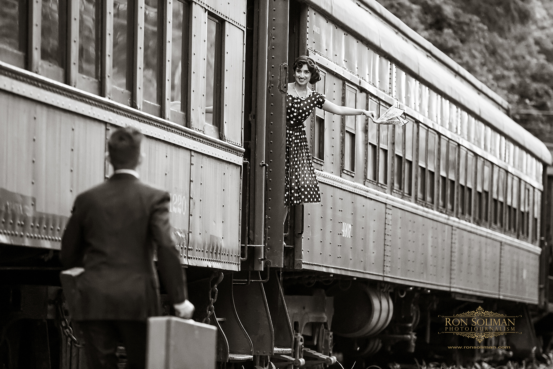 VINTAGE TRAIN ENGAGEMENT PHOTO