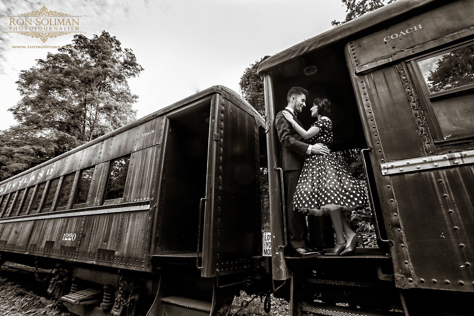 VINTAGE TRAIN ENGAGEMENT PHOTO