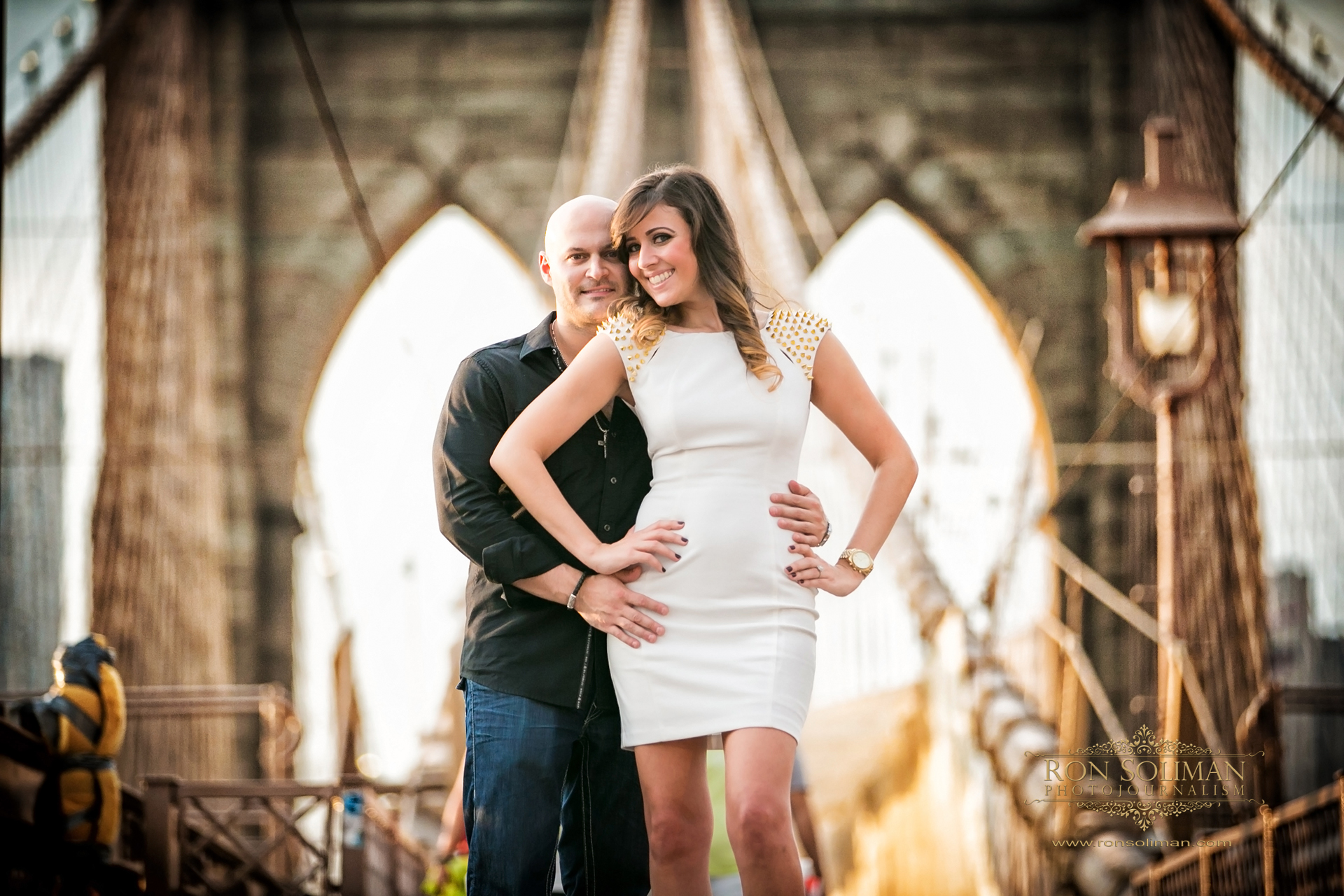 BROOKLYN BRIDGE ENGAGEMENT PHOTOS