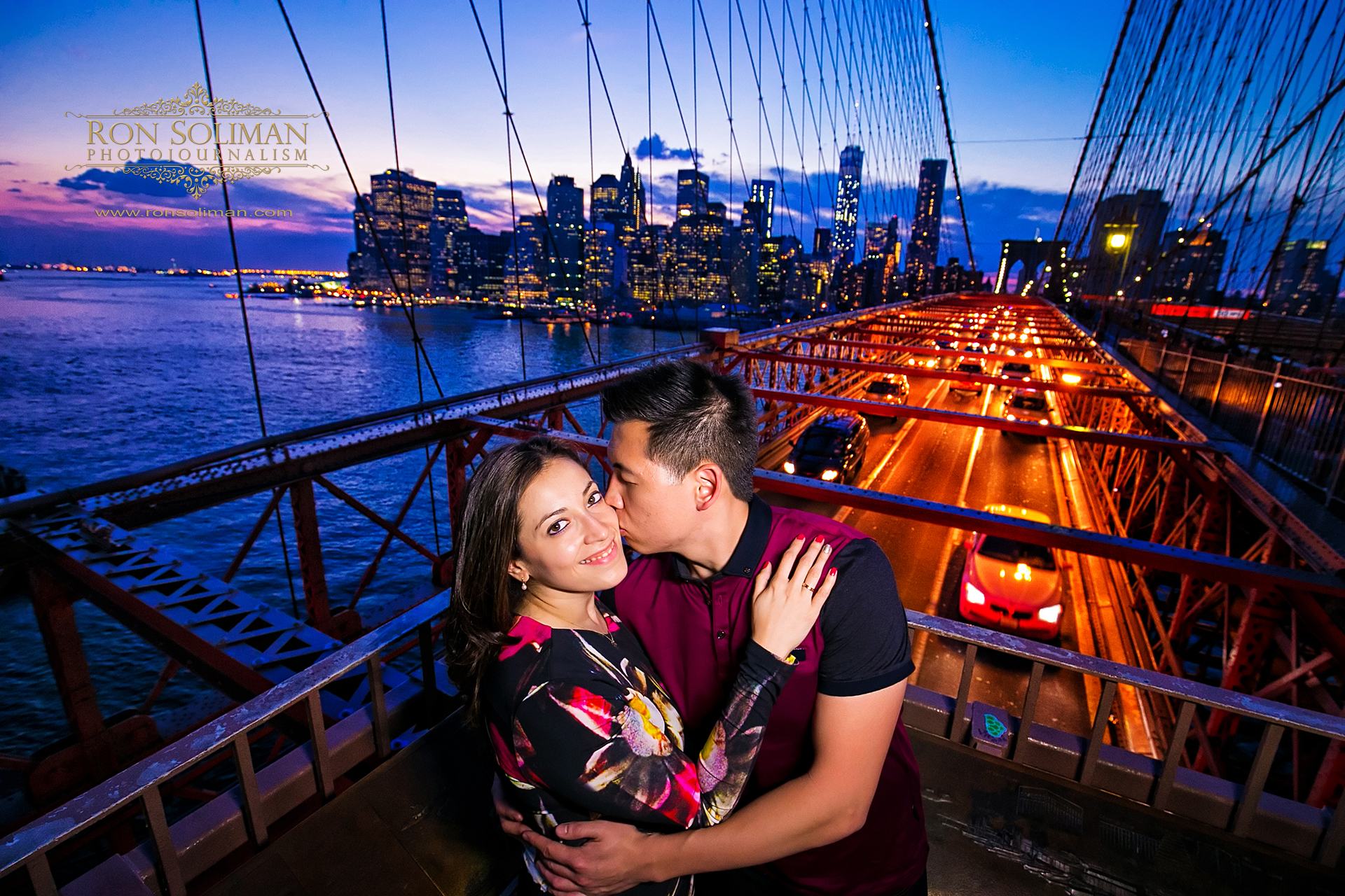 BROOKLYN BRIDGE ENGAGEMENT PHOTOS