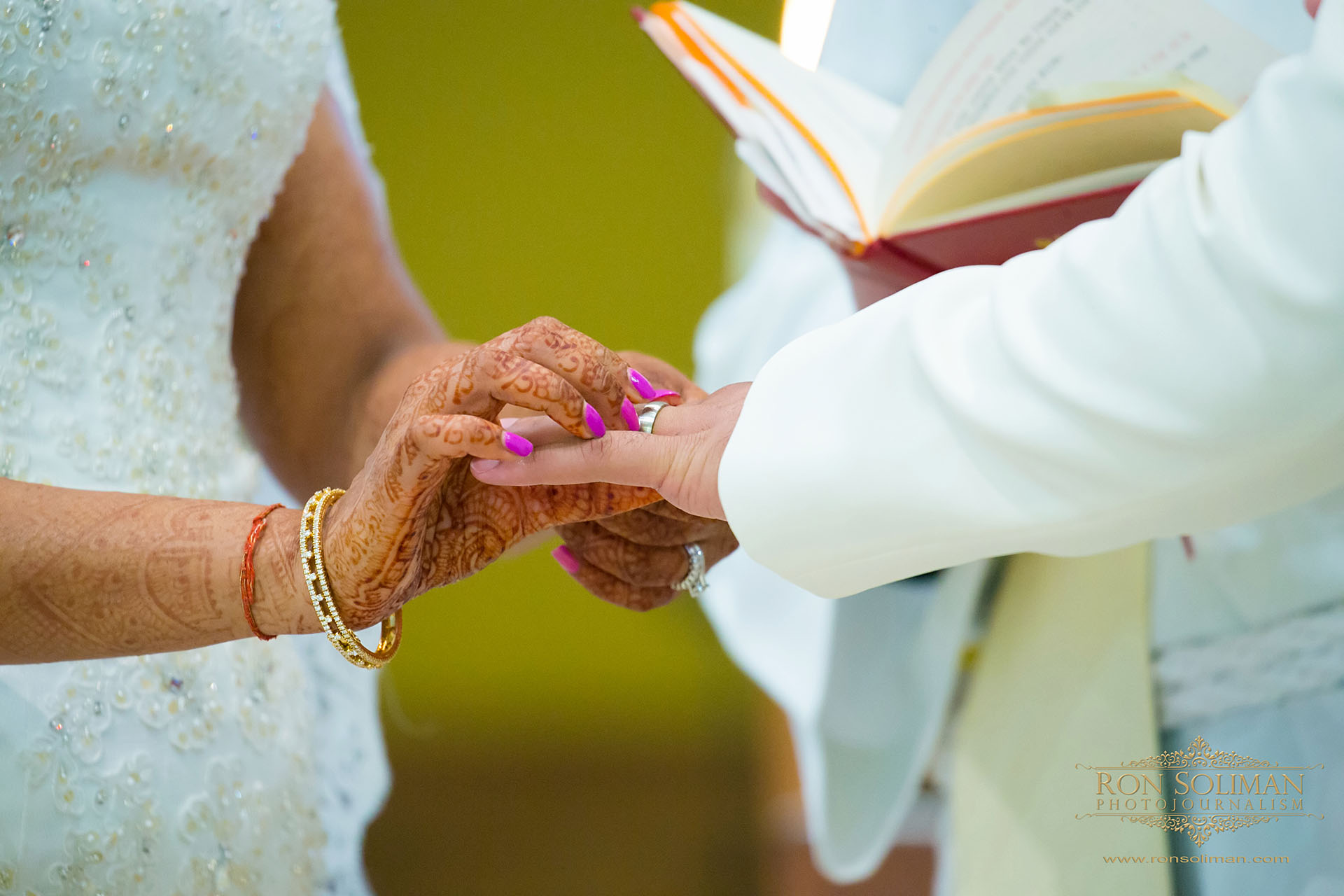 wedding photos at Christ our light catholic church in Cherry Hill, new jersey