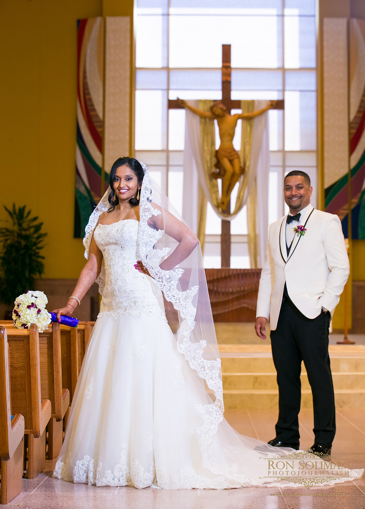 wedding photos at Christ our light catholic church in Cherry Hill, new jersey