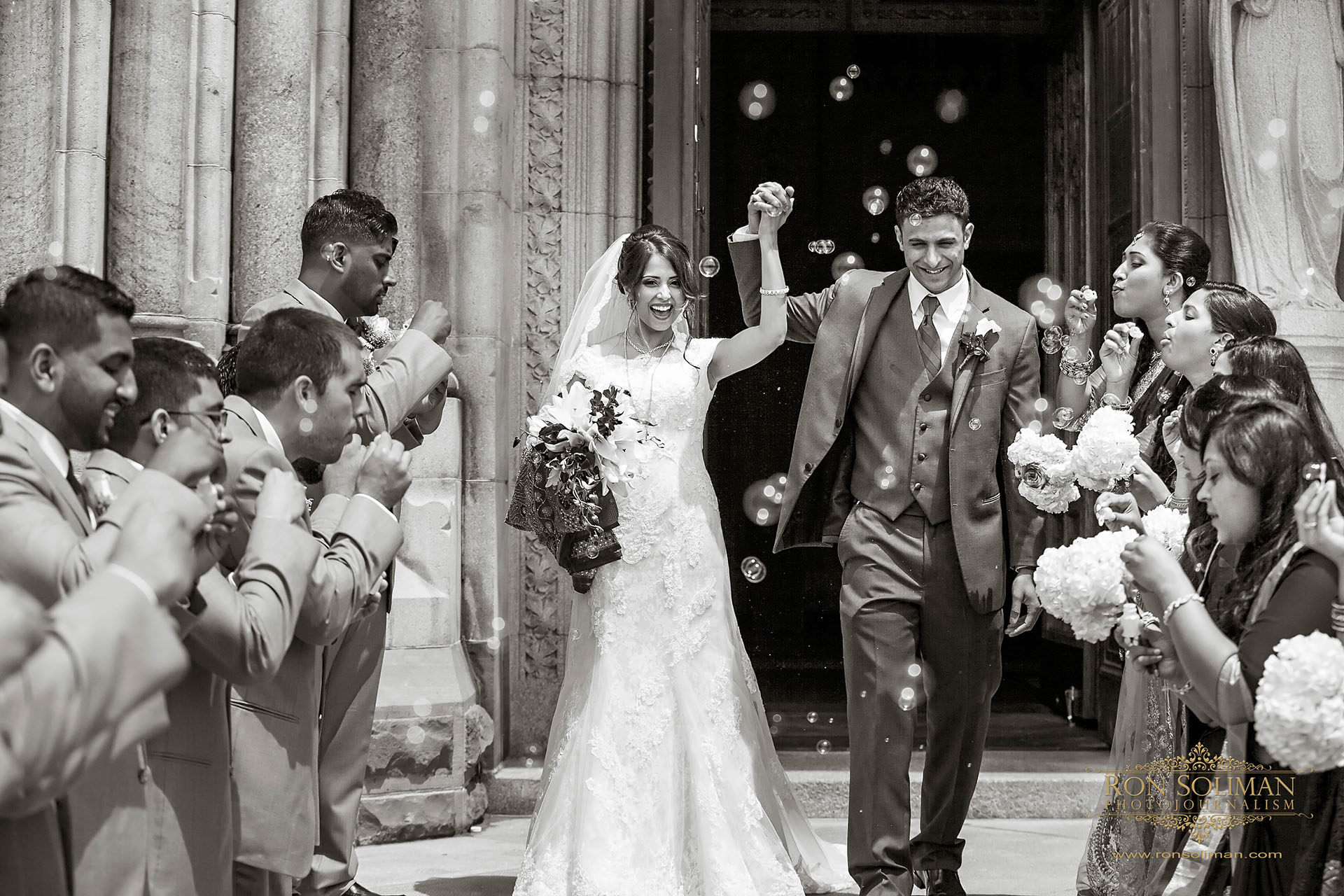 Cathedral Basilica of the Sacred Heart wedding photos