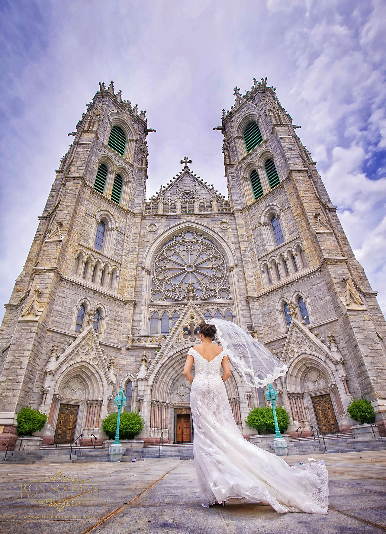 Cathedral Basilica of the Sacred Heart wedding photos