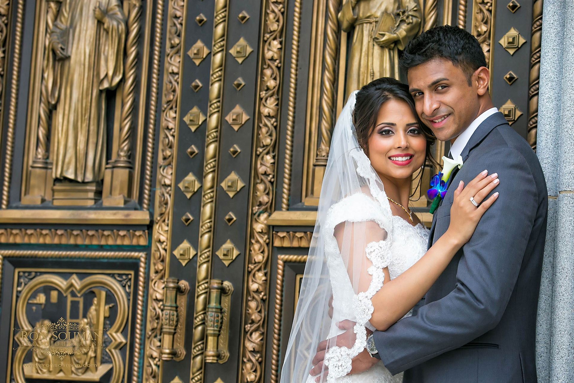 Cathedral Basilica of the Sacred Heart wedding photos