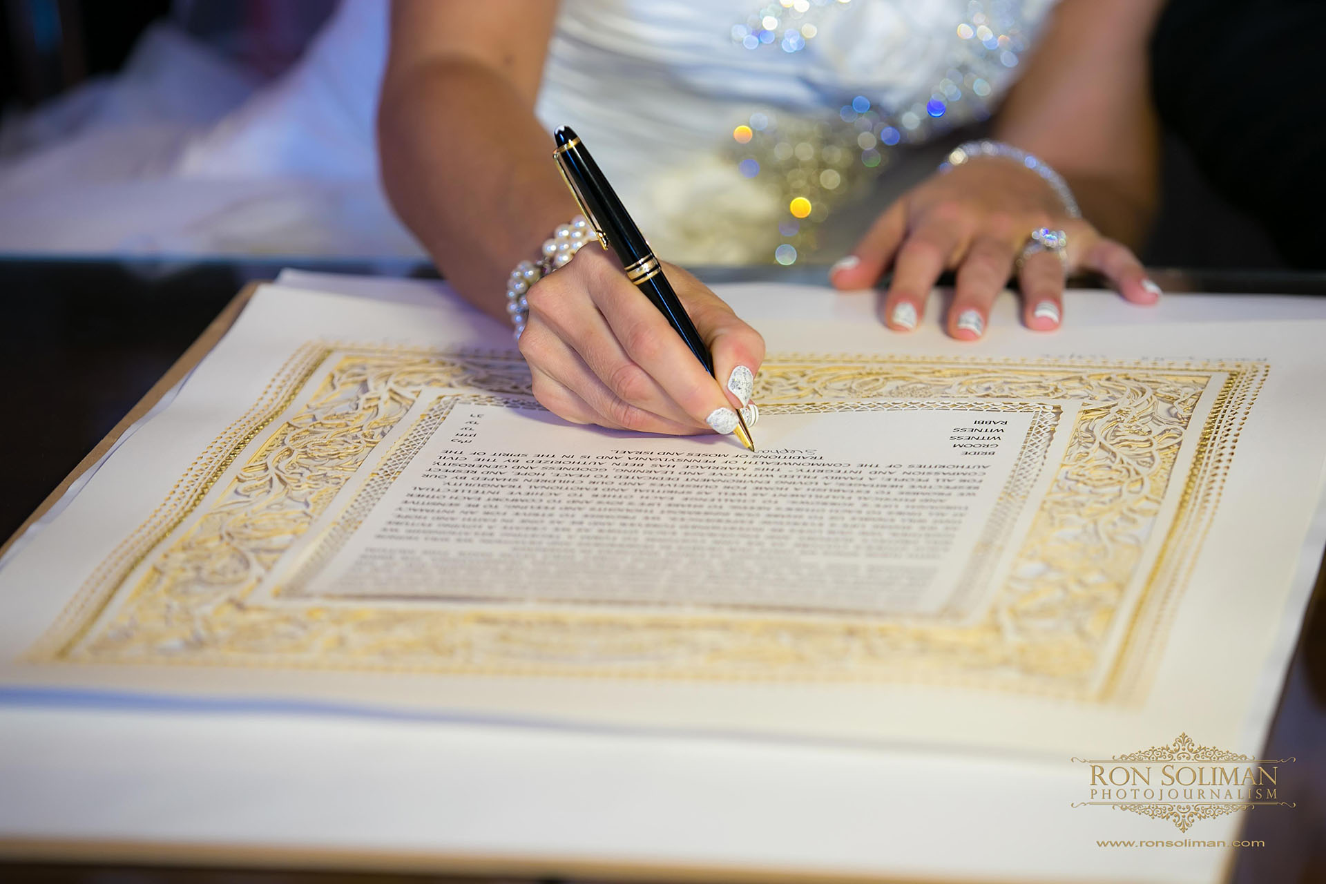 Ketubah signing wedding photos