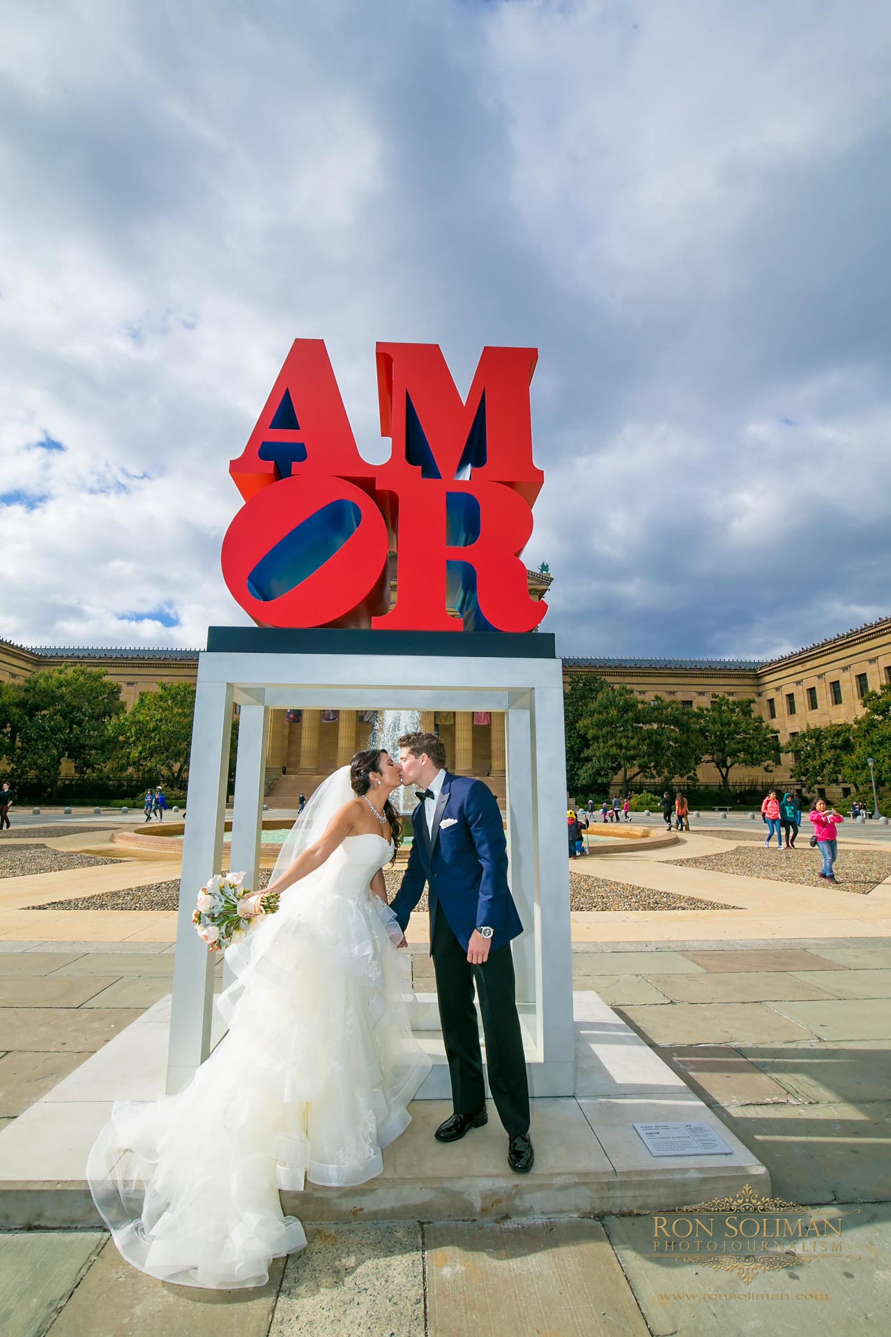 Philadelphia Art Museum wedding photos