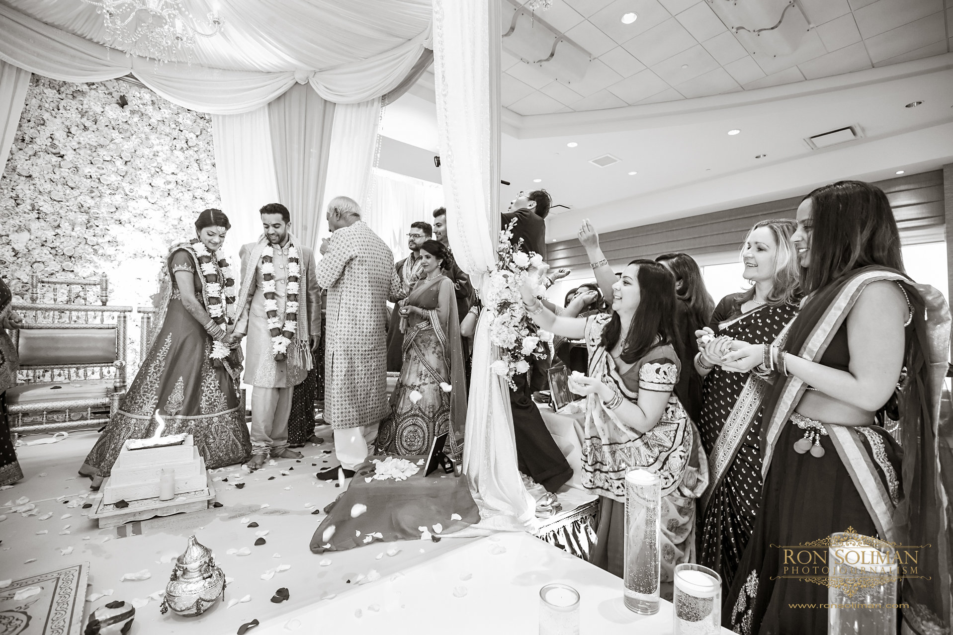 Hindu wedding ceremory photos