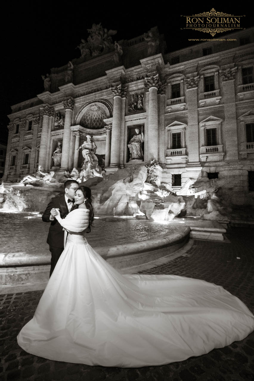 Fontana di Trevi wedding photos