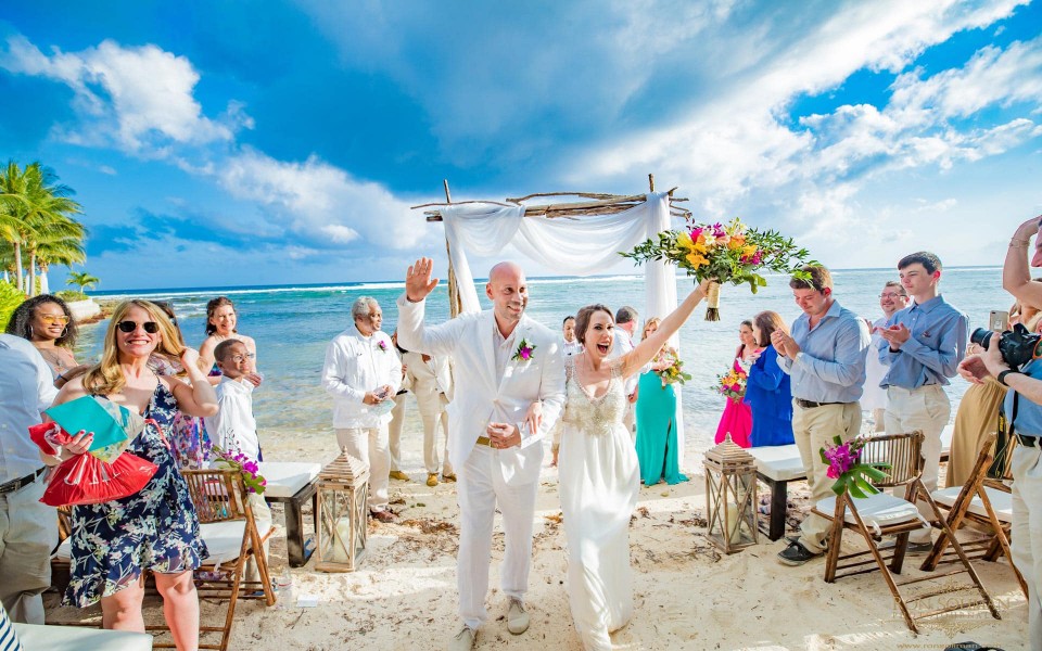 Cayman Islands Wedding Liz Dave New York Wedding