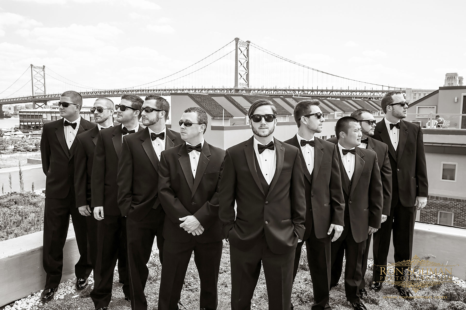 groomsmen photo at ben franklin bridge