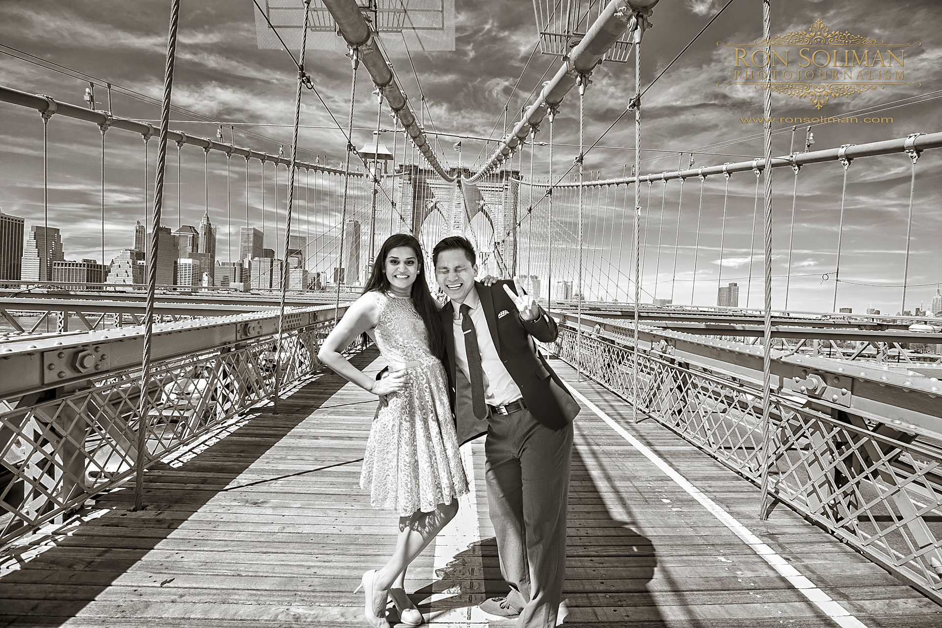 Brooklyn Bridge engagement photos