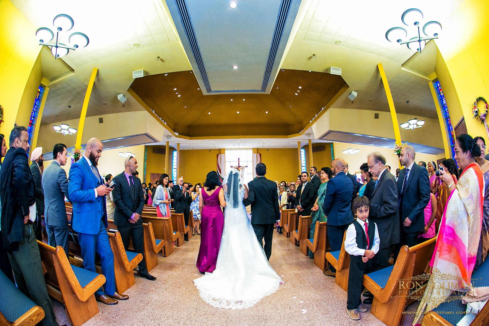 wedding photos at Christ our light catholic church in Cherry Hill, new jersey